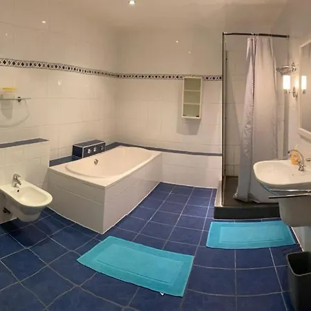 홈스테이 Zimmer Bedburg